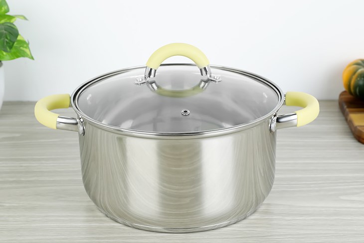 Sử dụng nồi inox 3 đáy nắp kính 24 cm Delites CW-S042-24A cho bếp hồng ngoại để đảm bảo phân bổ nhiệt lượng đồng đều