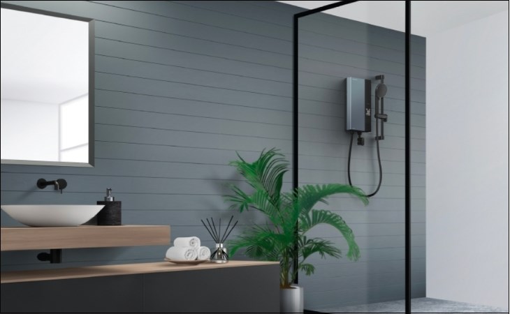 Nên đặt máy nước nóng trực tiếp Panasonic 4500W DH-4UDP1VZ cách mặt đất tối thiểu 2m