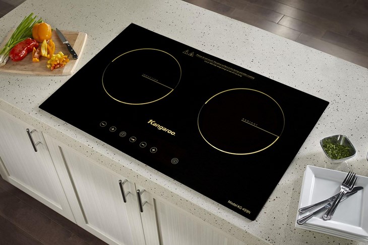 Bếp từ hồng ngoại lắp âm Kangaroo KG499N thuộc dạng bếp đôi, lắp âm nên góp phần làm tăng nét hiện đại cho gian bếp nhà bạn