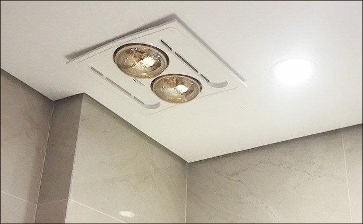Đèn sưởi nhà tắm âm trần giúp tiết kiệm tối đa diện tích không gian phòng tắm