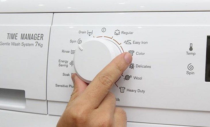 Người dùng có thể tùy chỉnh chế độ xả thêm trên máy giặt Electolux theo nhu cầu sử dụng
