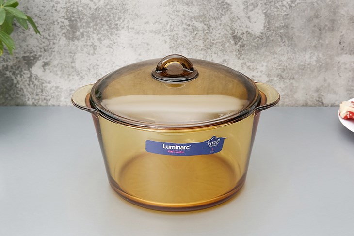 Nồi thủy tinh nắp thủy tinh 25 cm Luminarc Amberline Granite 5 lít phục vụ tốt cho 4 - 5 người ăn