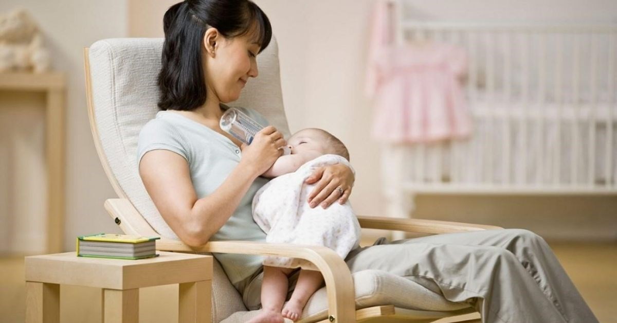 Bé 4 tháng tuổi lười bú, biếng ăn: Nguyên nhân và cách khắc phục