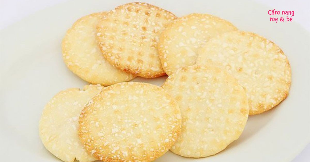 Mẹ bầu ăn bánh gạo được không? Top 5 bánh cho mẹ bầu tốt