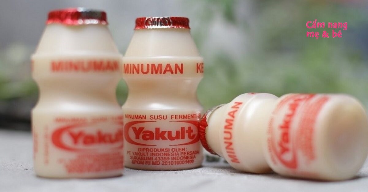 Sữa chua uống Yakult bao nhiêu calo? Uống có giảm cân không?