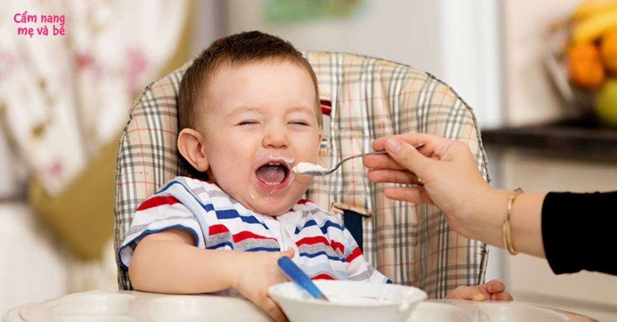 Top 12 bột ăn dặm giàu dinh dưỡng giúp bé tăng cân nhanh và hiệu quả