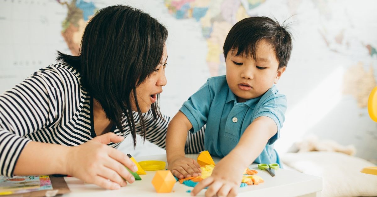 Cách dạy con của người phương Tây có tốt không? Có gì ưu việt?