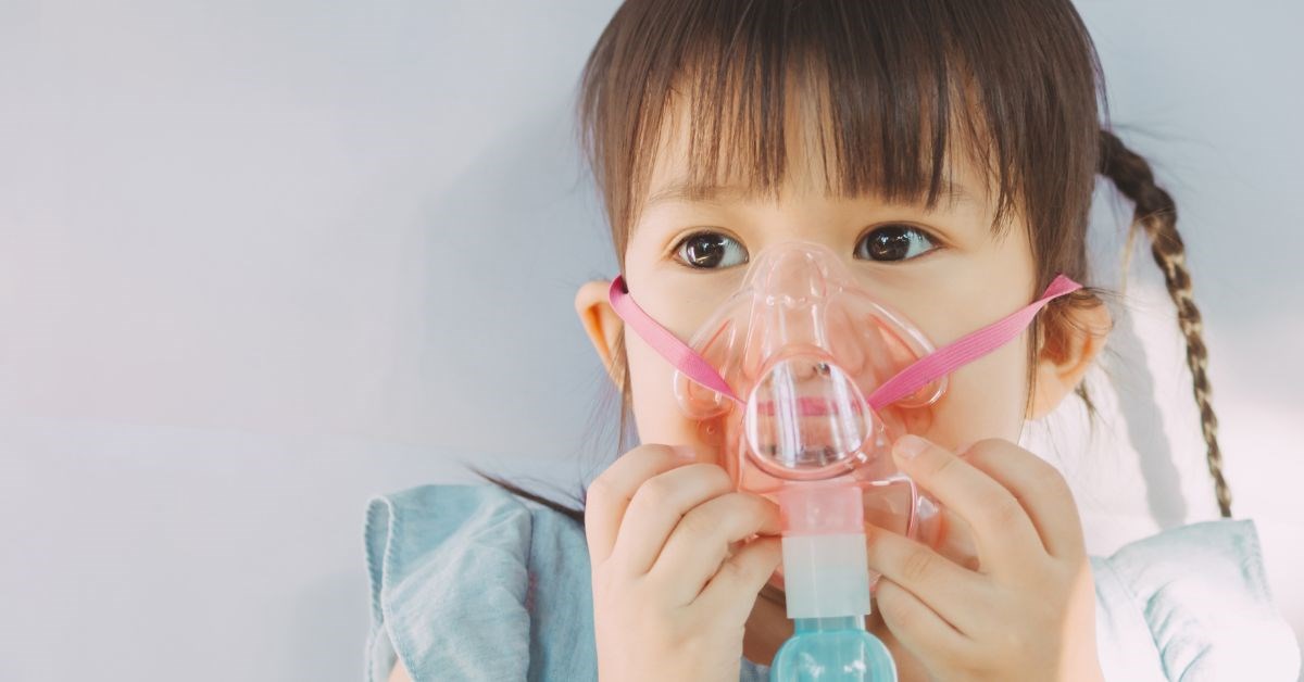 Trẻ bị viêm phế quản có nguy hiểm không? Cách điều trị như thế nào?
