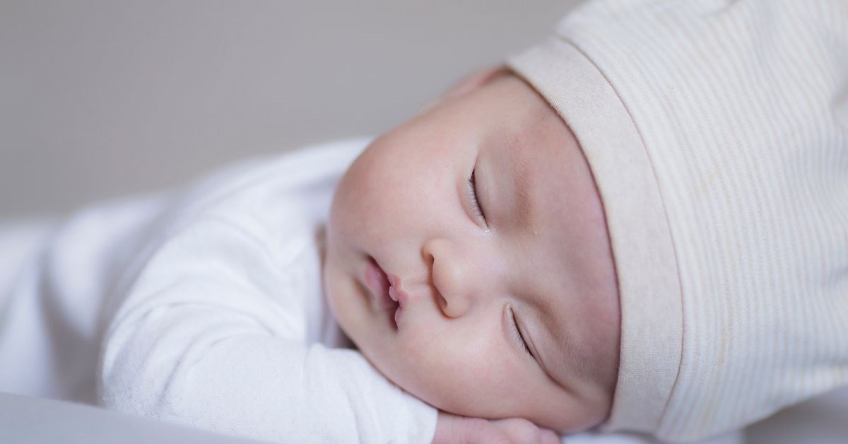 Góc giải đáp: Trẻ 4 tháng tuổi ngủ bao nhiêu là đủ?