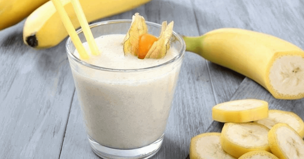 Gợi ý cho mẹ cách làm sinh tố chuối siêu ngon cho bé