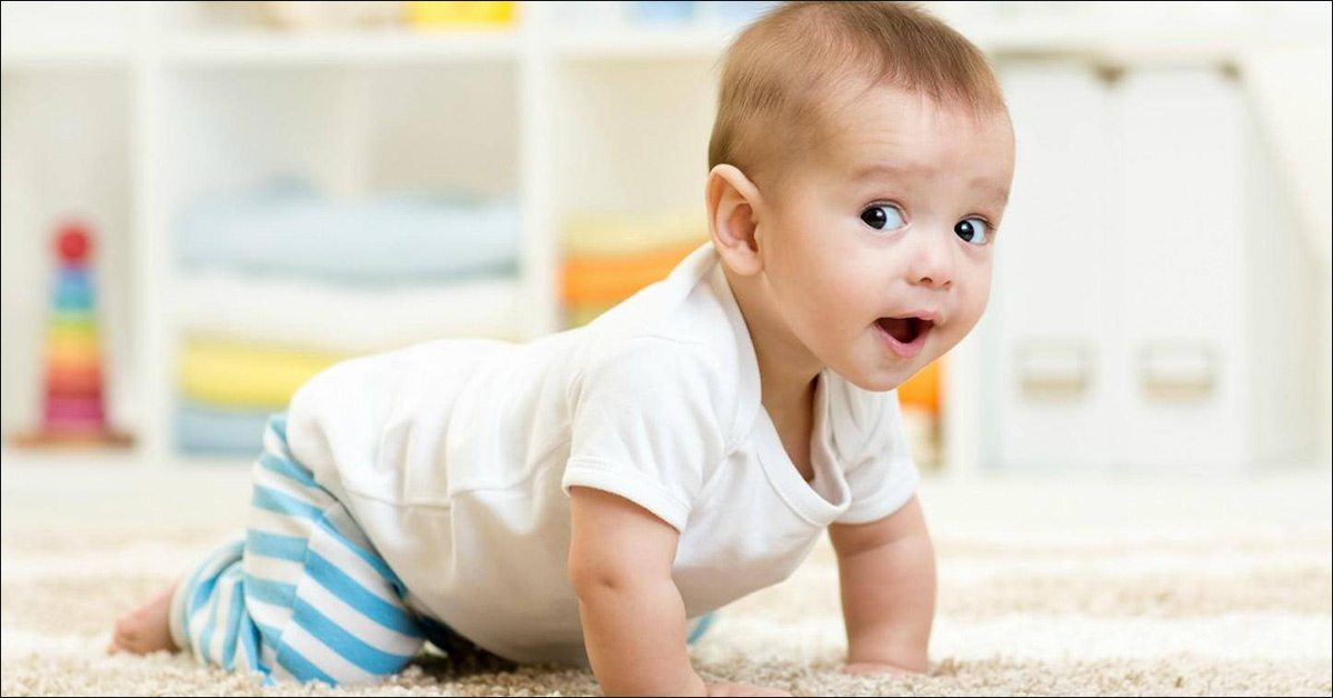 Trẻ 7 tháng tuổi phát triển như thế nào?