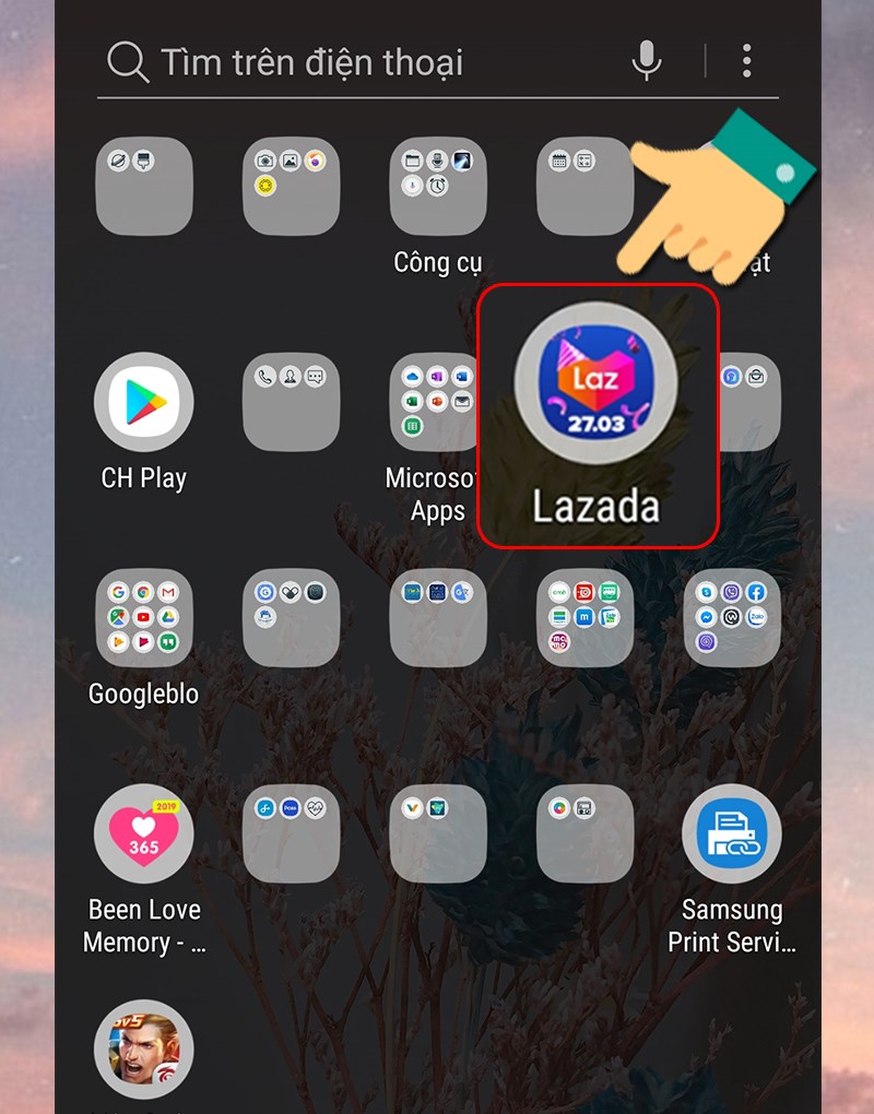 Ứng dụng Lazada được tải về ở giao diện điện thoại