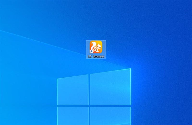 trình duyệt UC Browser sẽ hiển thị bên ngoài desktop