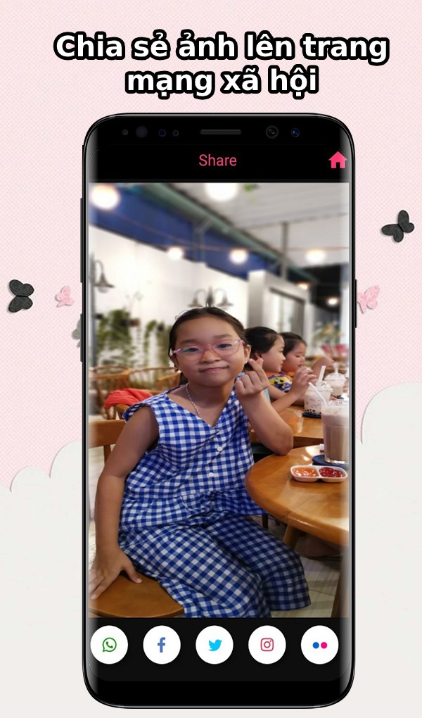 Chia sẻ ảnh l&ecirc;n trang mạng x&atilde; hội