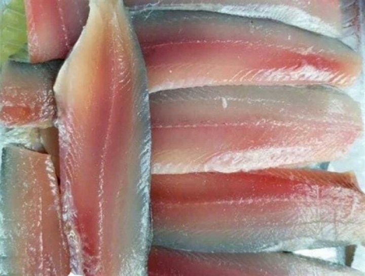 Bước 2 Phi lê cá trích Gỏi cá trích