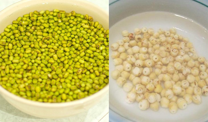 Cách 1 Sơ chế vật liệu Cháo con gà ác