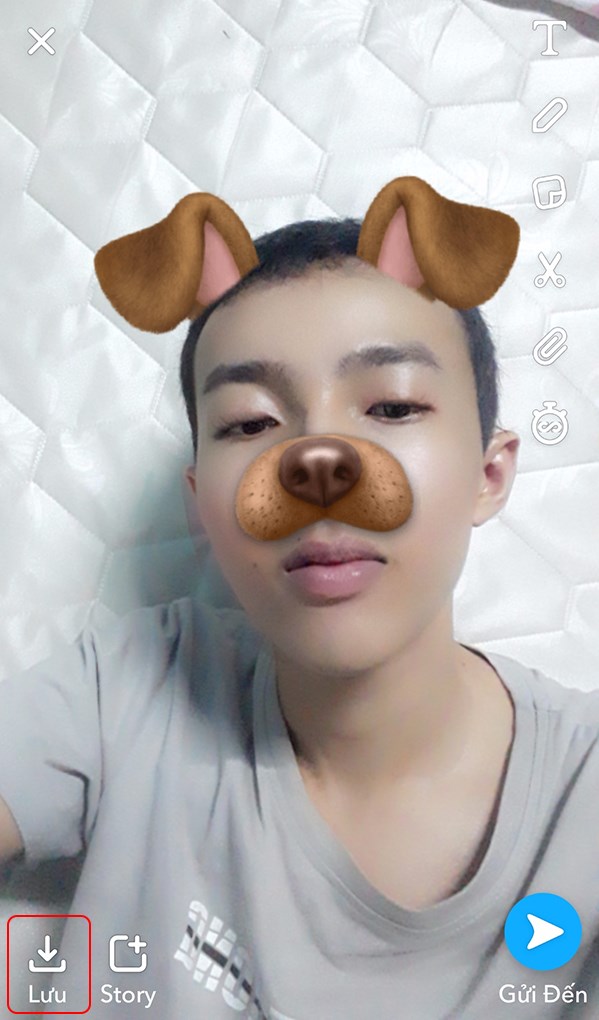 Xem lại ảnh sau khi chụp xong