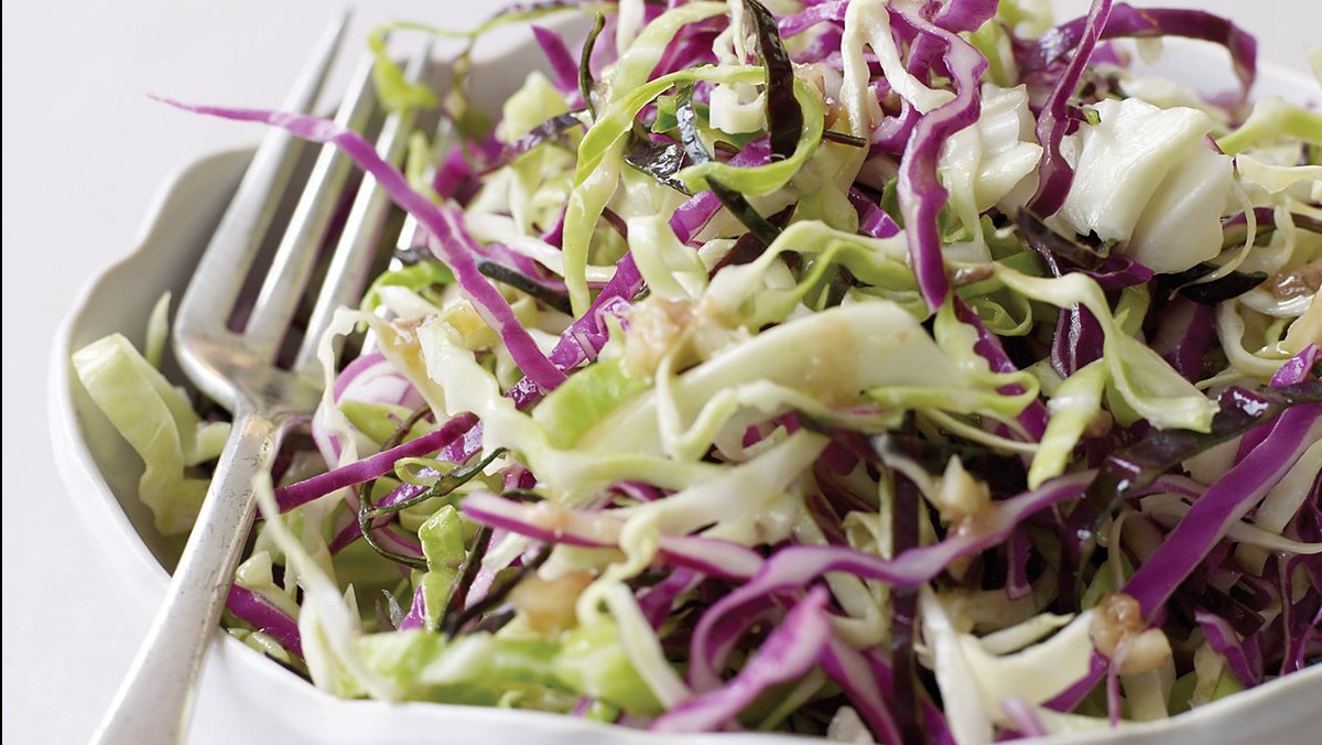 Cách làm salad bắp cải trộn mayonnaise giảm cân