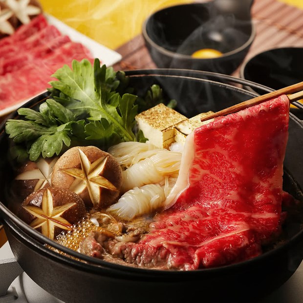 Lẩu sukiyaki là gì? Hướng dẫn chi tiết cách nấu lẩu sukiyaki