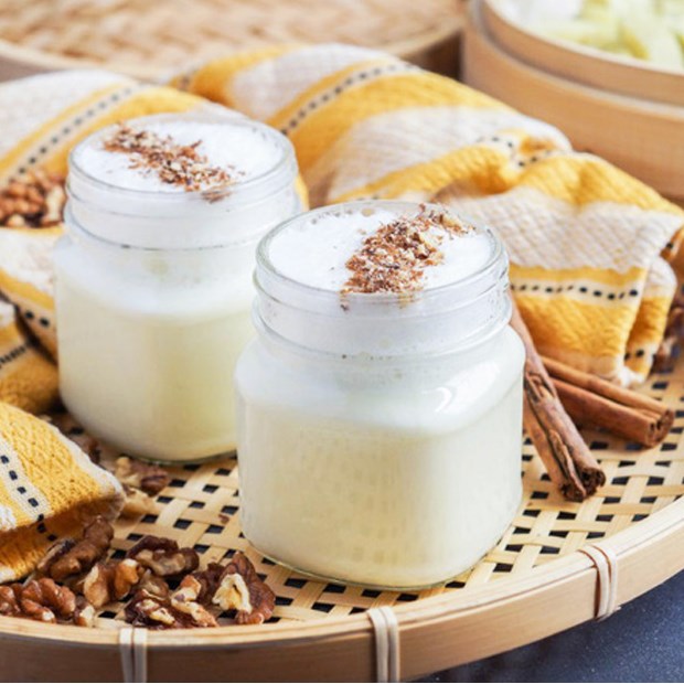 3 cách làm latte củ dền, latte khoai lang, latte chùm ngây ngon độc lạ