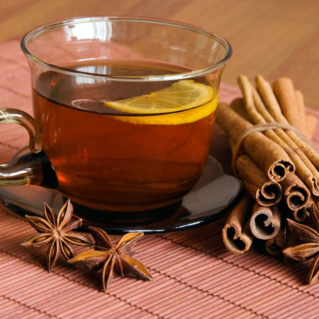 Cách làm trà quế mật ong thơm ngon, thải độc giảm cân đơn giản tại nhà
