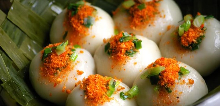 Bánh ít trần Huế nhân tôm