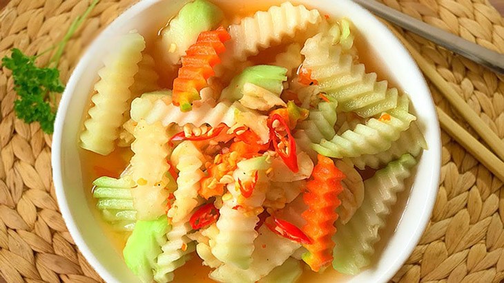 Dưa góp su hào