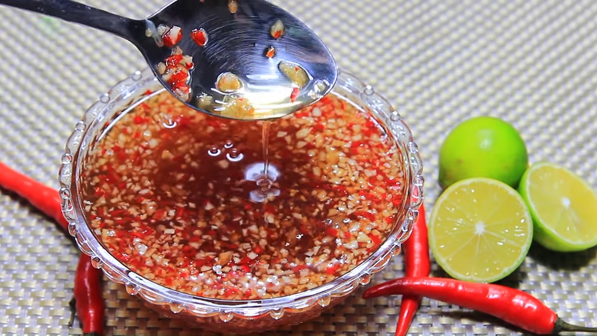 Nước chấm thịt ngan