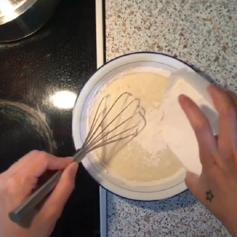 Bước 3 Trộn bột bánh bánh mochi nhân bơ đậu phộng
