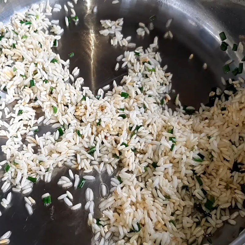 Bước 2 Rang gạo Cháo rau củ chay