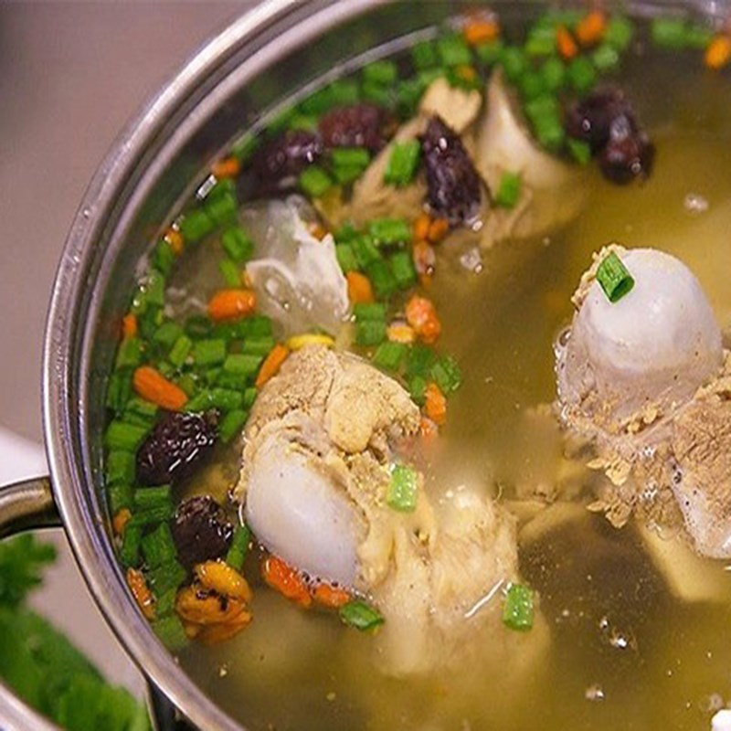 Bước 3 Nấu nước sử dụng Hủ tiếu Nam Vang