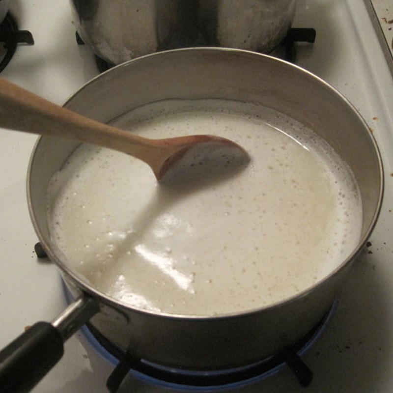 Bước 3 Nấu sữa đậu nành Sữa đậu nành