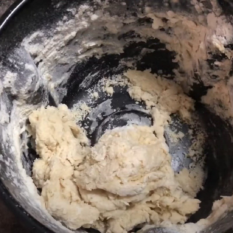 Bước 2 Nhồi và ủ bột lần 1 Bánh mì milo kem lạnh