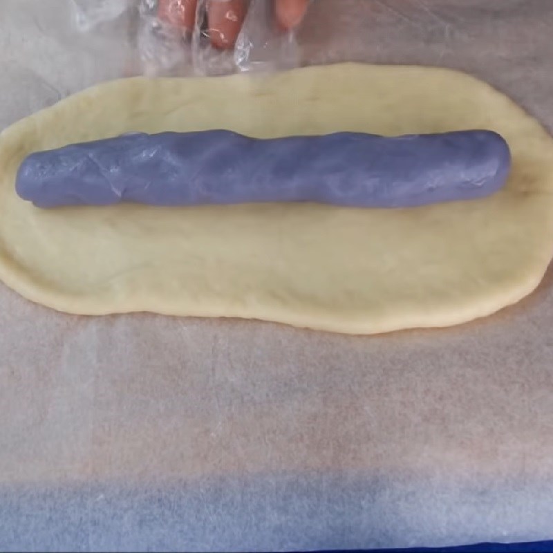 Bước 8 Tạo hình bánh Bánh mì khoai môn