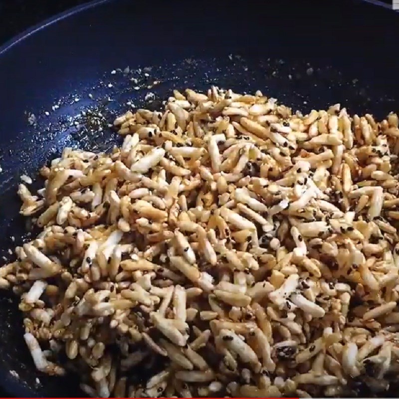 Bước 4 Xào bỏng gạo với đường Bỏng gạo - nếp nổ