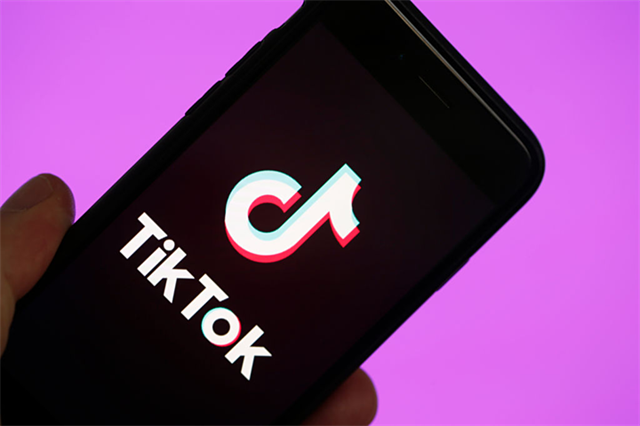 Làm sao để sử dụng UID TikTok để kết nối, tương tác với người dùng khác trên nền tảng này?