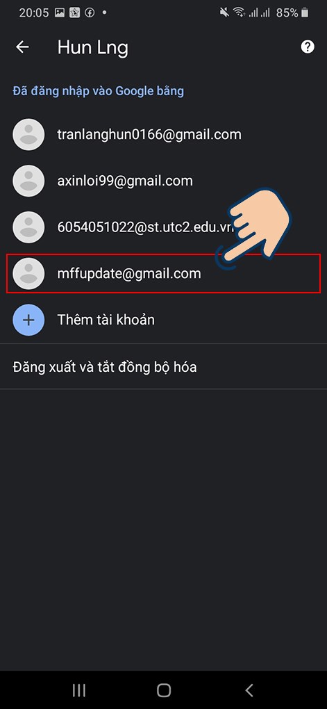 chọn vào tài khoản muốn xóa.