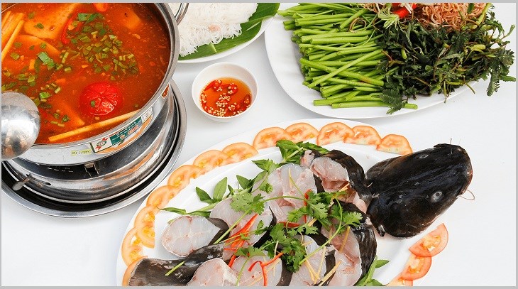 Các nguyên liệu cần có món ăn uống lẩu cá lăng măng chua