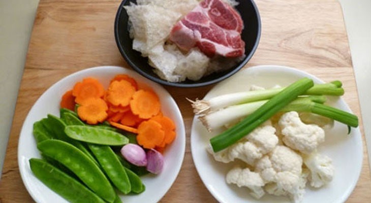 Nguyên liệu món ăn uống 2 phương pháp làm cho món canh bóng so bì lợn