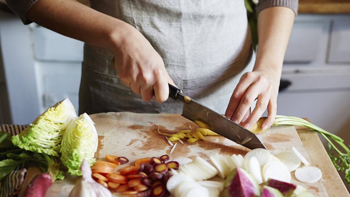 10 mẹo giúp bếp gọn gàng sau nấu ăn