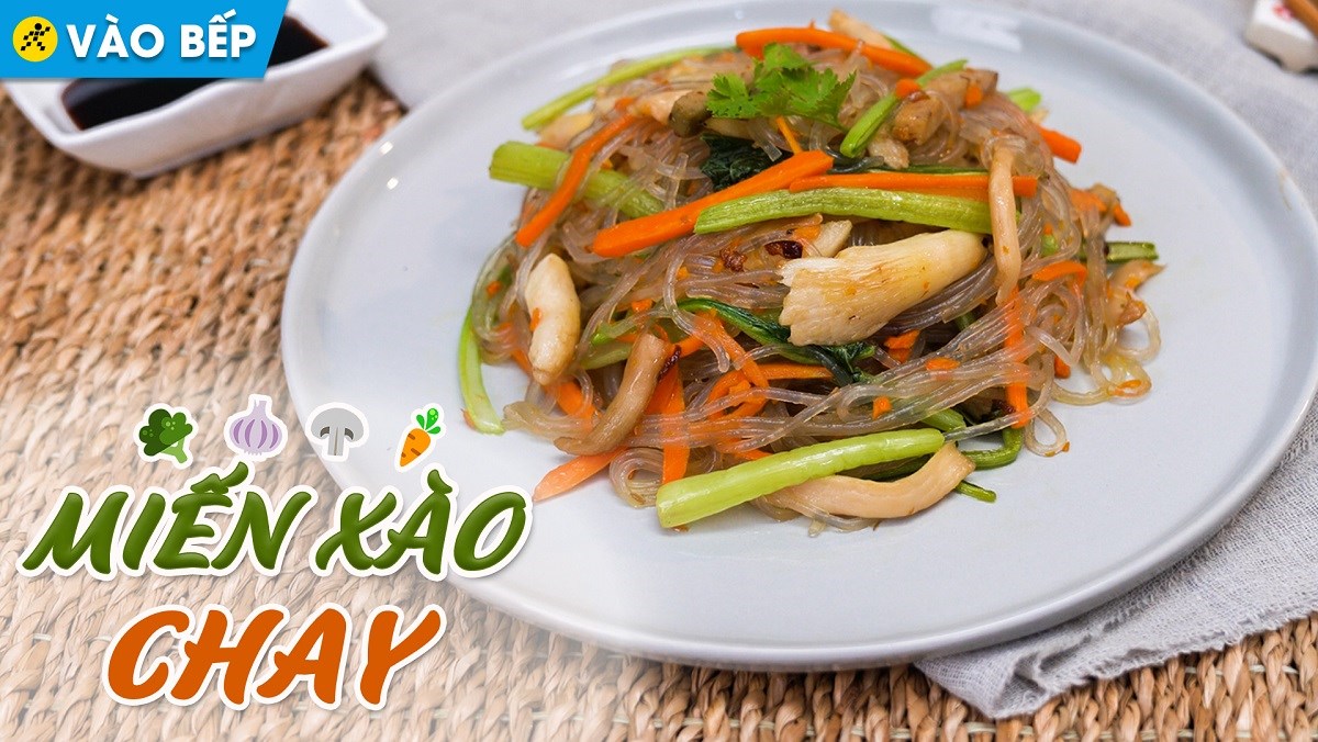 Miến cua xào chay thơm ngon, dễ làm tại nhà
