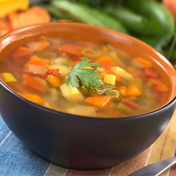 Cách nấu súp rau củ đủ chất cho bé cực đơn giản bằng nồi cơm điện