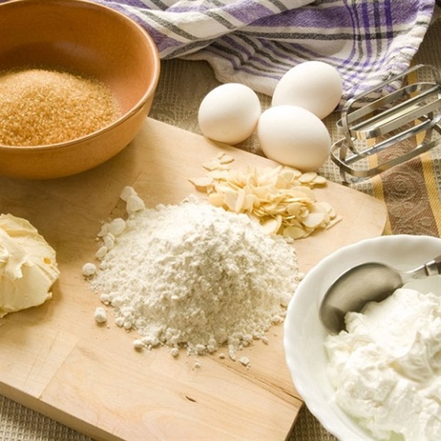 Những nguyên liệu nào có thể và không thể thay đổi trong công thức làm bánh