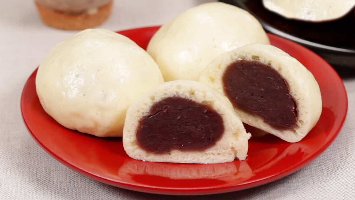 Bánh bao nhân đậu đỏ chay