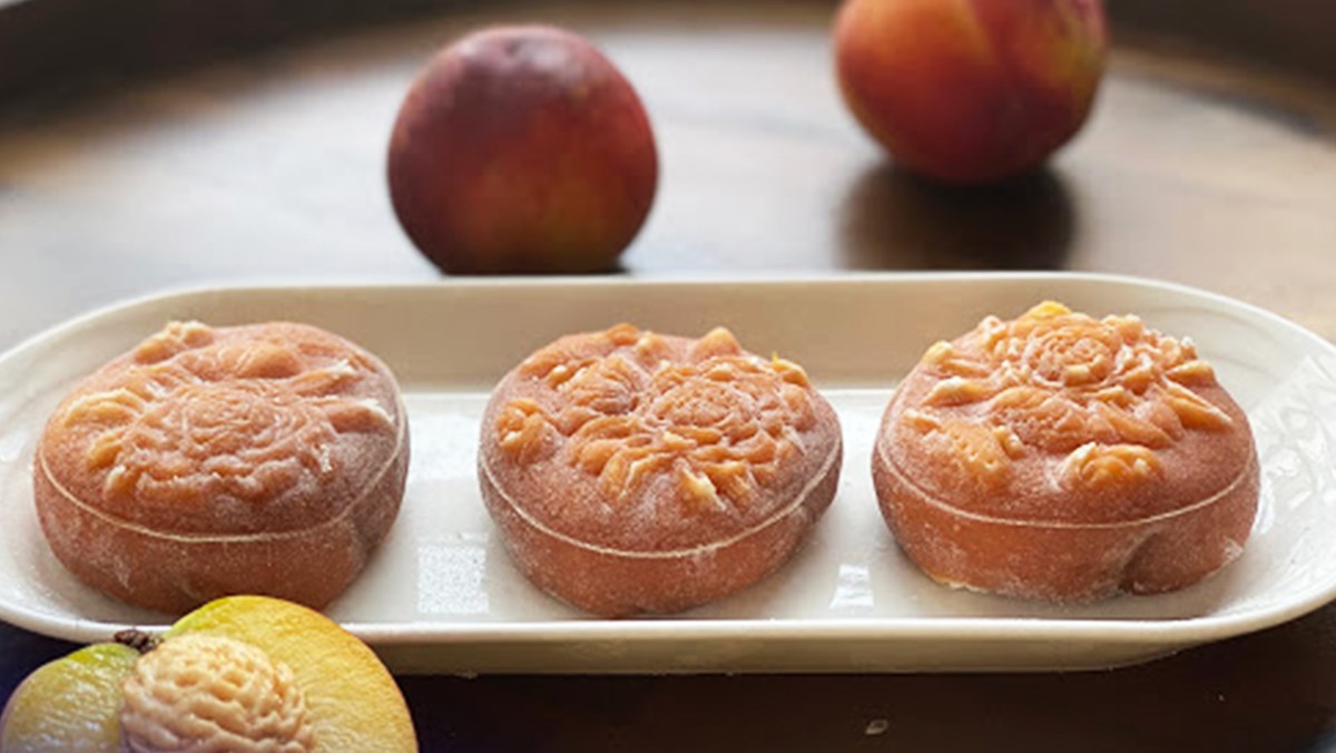 Bánh trung thu dẻo vị đào