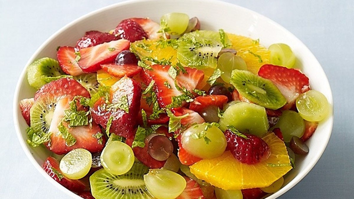 Salad kiwi trái cây sốt cam chanh mật ong