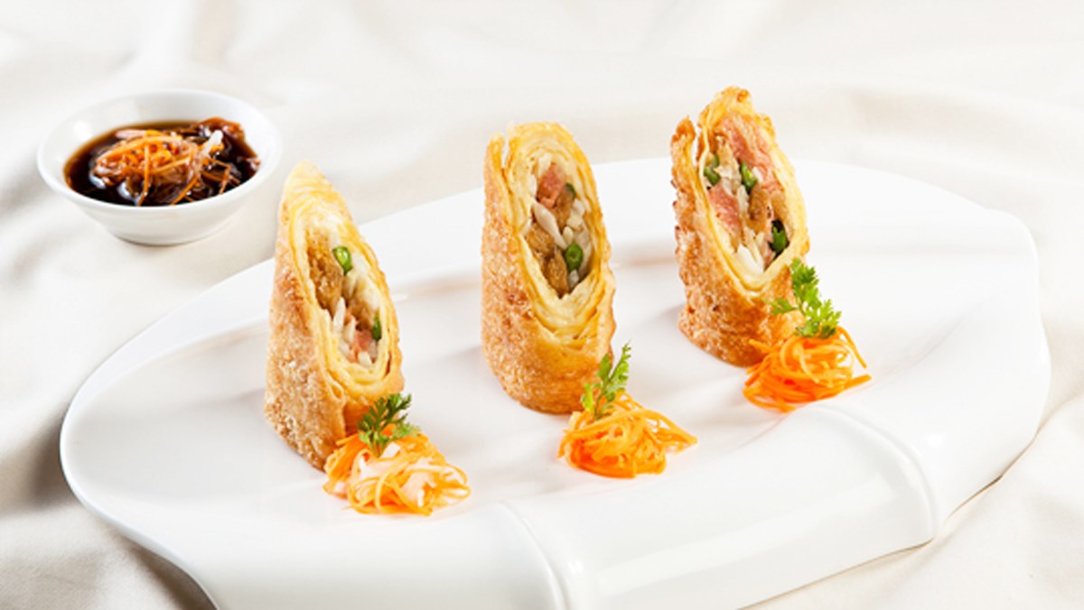 Tàu hũ ky cuộn rau củ chiên giòn