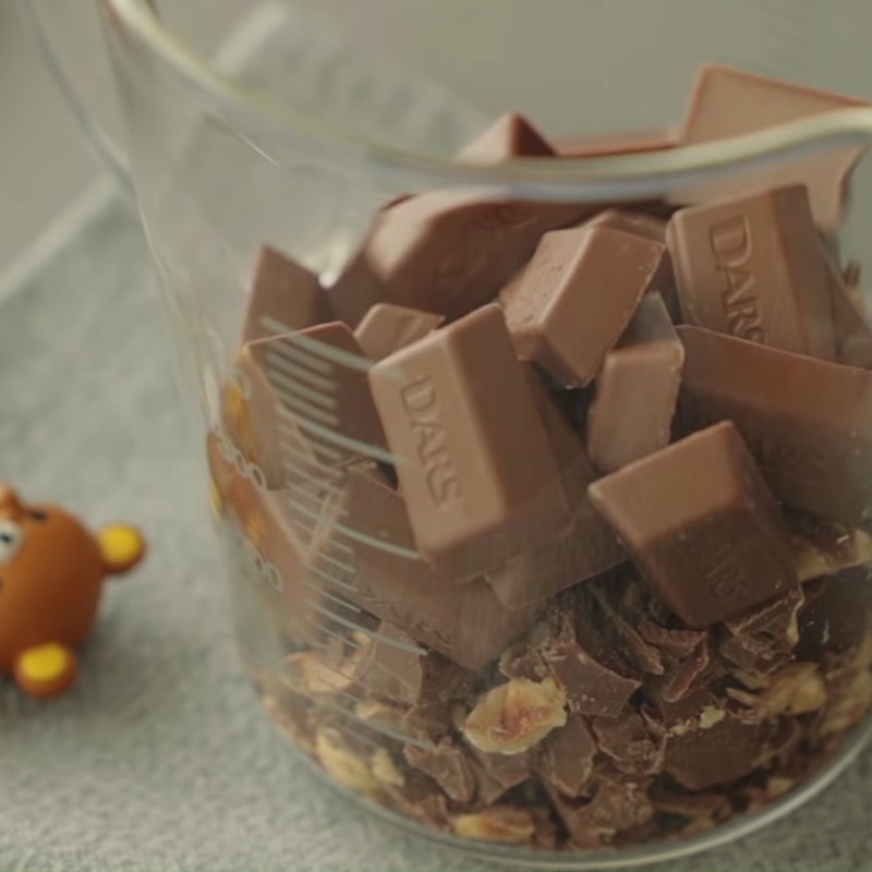 Bước 3 Đun chảy hỗn hợp socola Bánh tart chuối socola