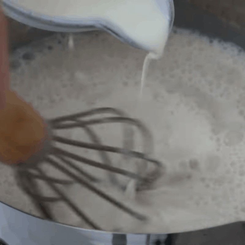 Bước 2 Đun hỗn hợp sữa Pudding sữa dừa