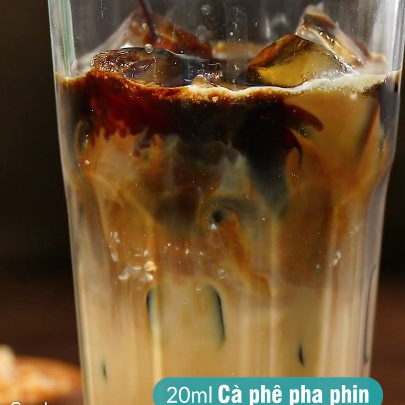 Bước 4 Hoàn thành Cappuchino dừa foam sữa tươi